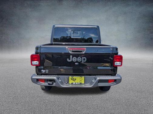 Black Clearcoat 2026 Jeep Gladiator Sport S