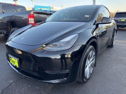 2023 Tesla Model Y Long Range Dual Motor All-Wheel Drive