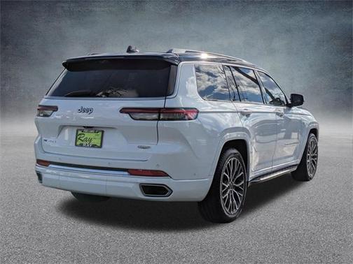 2022 Jeep Grand Cherokee L Summit Reserve