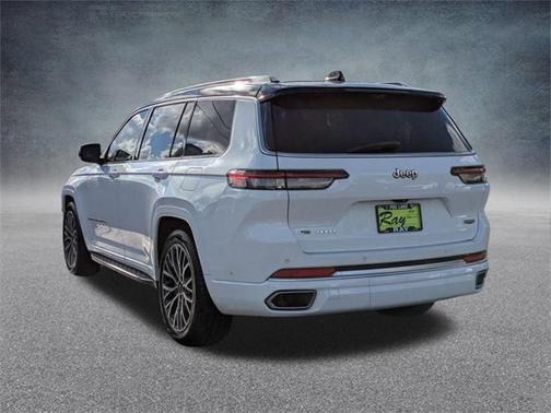 2022 Jeep Grand Cherokee L Summit Reserve