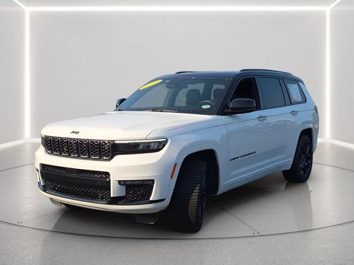 Bright White Clearcoat 2023 Jeep Grand Cherokee L Summit Reserve