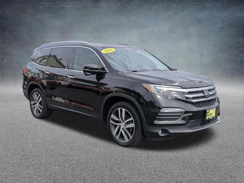 Crystal Black Pearl 2018 Honda Pilot Touring