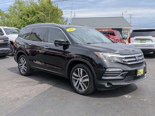 Crystal Black Pearl 2018 Honda Pilot Touring