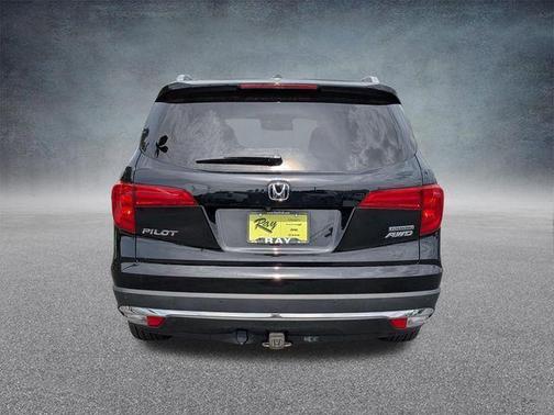 Crystal Black Pearl 2018 Honda Pilot Touring