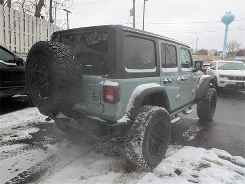 2024 Jeep Wrangler Willys
