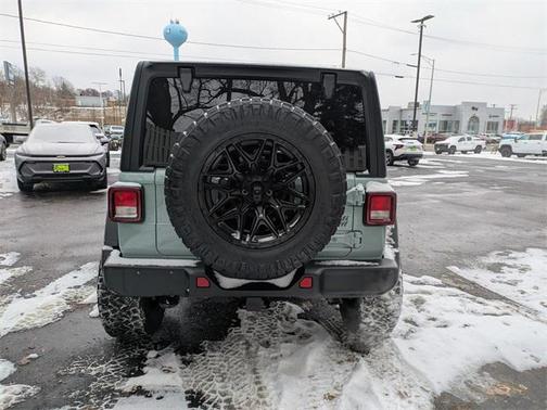 2024 Jeep Wrangler Willys