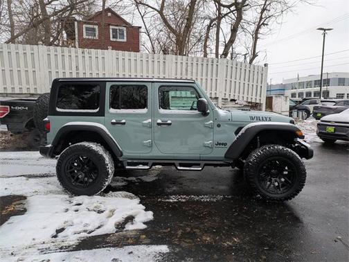 2024 Jeep Wrangler Willys