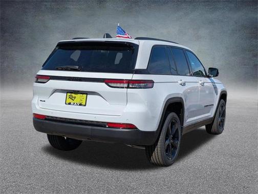 2025 Jeep Grand Cherokee Altitude