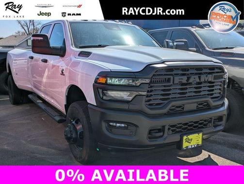 Bright White Clearcoat 2026 RAM 3500 Tradesman Crew Cab 4x4 8' Box