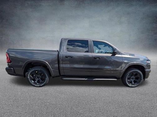 Granite Crystal Metallic Clearcoat 2026 RAM 1500 Big Horn/Lone Star