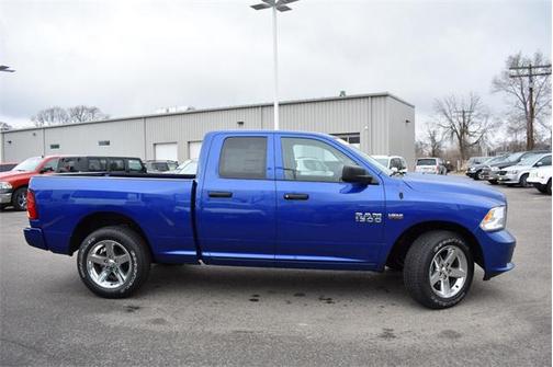 Blue Streak Pearlcoat 2017 RAM 1500 Express