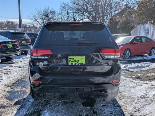 2021 Jeep Grand Cherokee Laredo