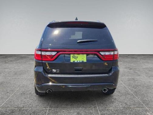 DB Black Clearcoat 2026 Dodge Durango GT Premium AWD HEMI V8