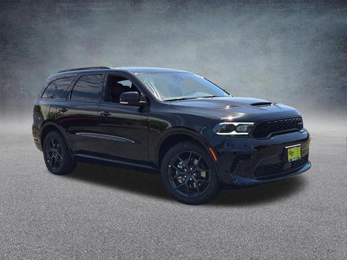 DB Black Clearcoat 2026 Dodge Durango GT Premium AWD HEMI V8