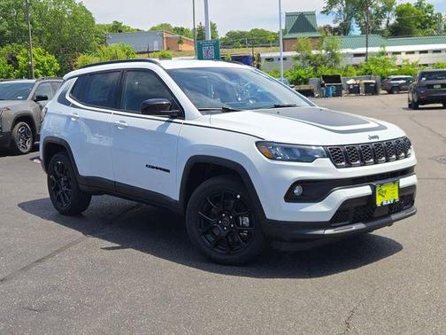 Bright White Clearcoat 2026 Jeep Compass Latitude
