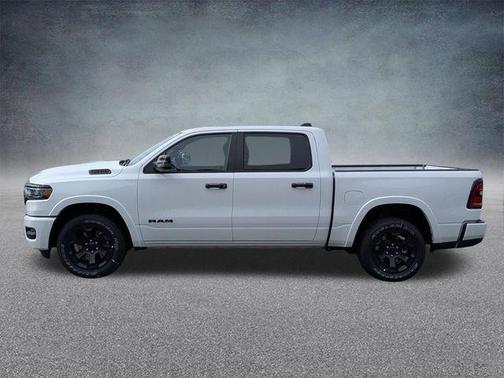 Bright White Clearcoat 2026 RAM 1500 Big Horn/Lone Star