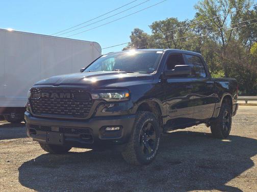 Diamond Black Crystal Pearlcoat 2026 RAM 1500 Warlock Crew Cab 4x4 5'7' Box