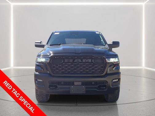 Diamond Black Crystal Pearlcoat 2026 RAM 1500 Warlock Crew Cab 4x4 5'7' Box