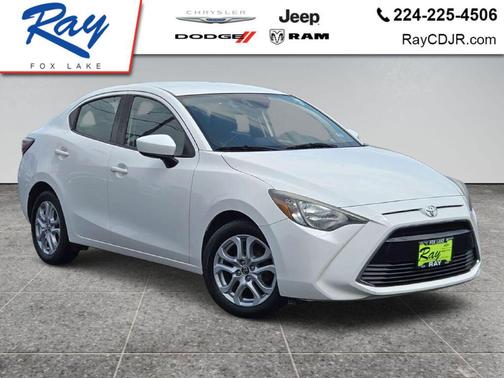 Frost 2017 Toyota Yaris iA Base