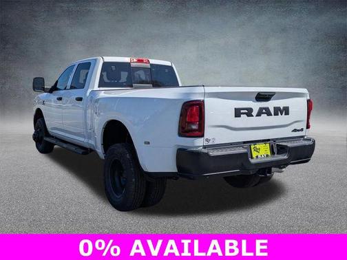 Bright White Clearcoat 2026 RAM 3500 Tradesman Crew Cab 4x4 8' Box