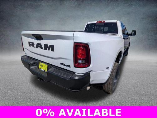 Bright White Clearcoat 2026 RAM 3500 Tradesman Crew Cab 4x4 8' Box
