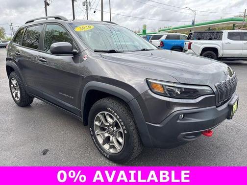 Granite Crystal Metallic Clearcoat 2020 Jeep Cherokee Trailhawk