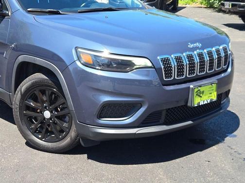 Slate Blue Pearlcoat 2020 Jeep Cherokee Latitude