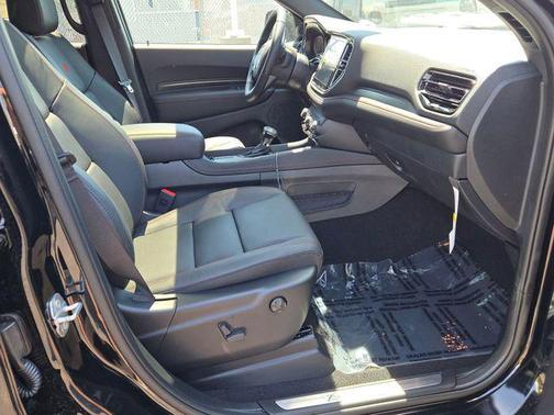 DB Black Clearcoat 2026 Dodge Durango GT Plus