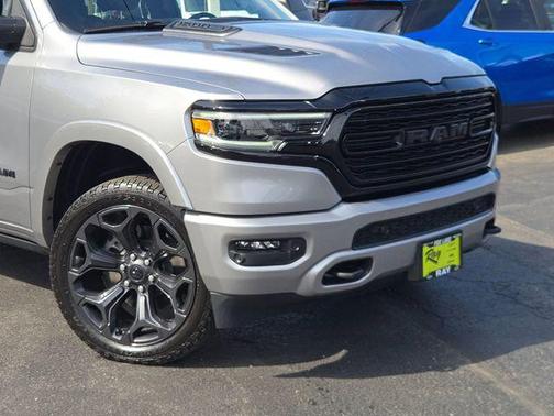 Billet Silver Metallic Clearcoat 2024 RAM 1500 Limited