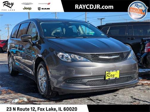 2023 Chrysler Voyager LX