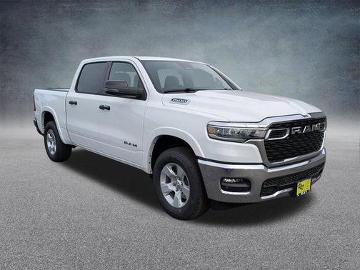 Bright White Clearcoat 2026 RAM 1500 Big Horn/Lone Star