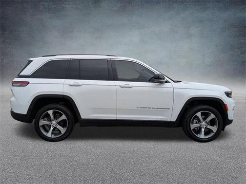2023 Jeep Grand Cherokee Limited X