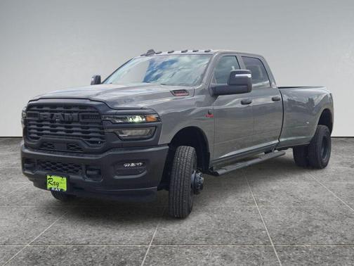 Ceramic Gray Clearcoat 2026 RAM 3500 Tradesman Crew Cab 4x4 8' Box