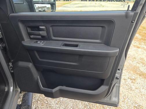 Ceramic Gray Clearcoat 2026 RAM 3500 Tradesman Crew Cab 4x4 8' Box
