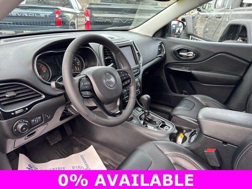 Granite Crystal Metallic Clearcoat 2023 Jeep Cherokee Altitude