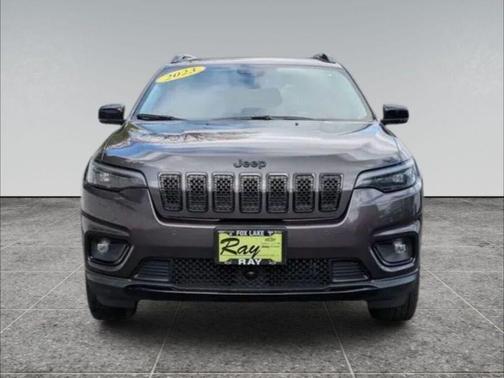 Granite Crystal Metallic Clearcoat 2023 Jeep Cherokee Altitude