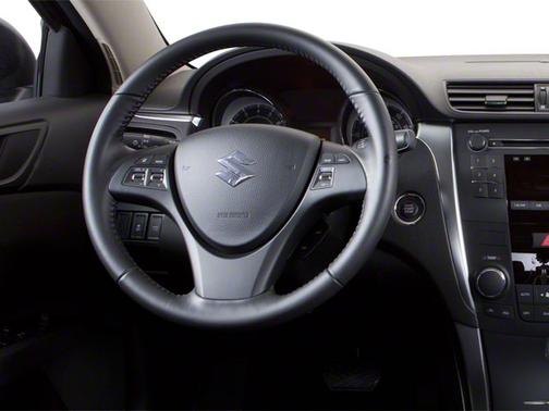 2010 Suzuki Kizashi SE