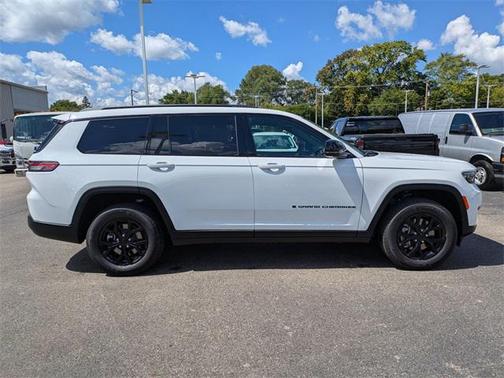 2025 Jeep Grand Cherokee L Altitude
