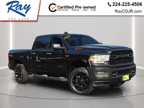 Diamond Black Crystal Pearlcoat 2021 RAM 2500 Tradesman Crew Cab 4x4 6'4' Box