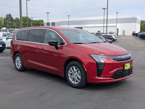 Red Hot Pearlcoat 2027 Chrysler Pacifica L