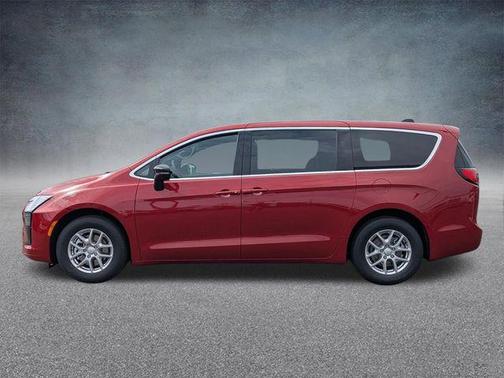 Red Hot Pearlcoat 2027 Chrysler Pacifica L
