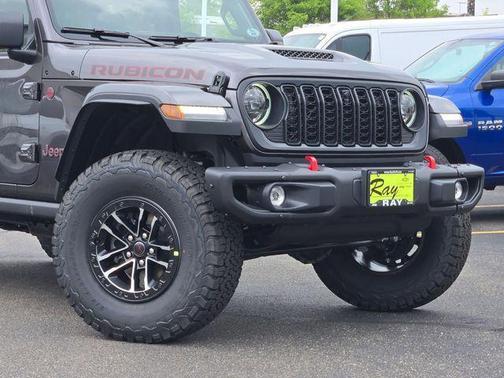 Granite Crystal Metallic Clearcoat 2026 Jeep Wrangler Rubicon