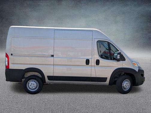 Sandstone Pearlcoat 2026 RAM ProMaster 1500 Base