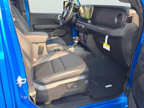 Hydro Blue Pearlcoat 2026 Jeep Wrangler Rubicon