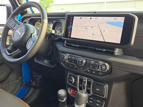 Hydro Blue Pearlcoat 2026 Jeep Wrangler Rubicon