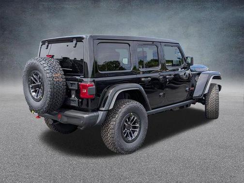 Black Clearcoat 2026 Jeep Wrangler Rubicon
