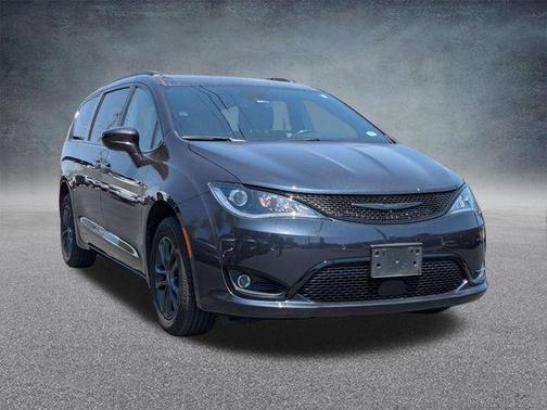 Maximum Steel Metallic Clearcoat 2020 Chrysler Pacifica L