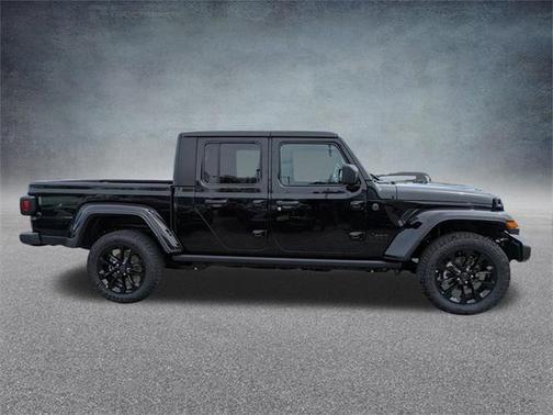2025 Jeep Gladiator Nighthawk