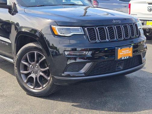 Diamond Black Crystal Pearlcoat 2020 Jeep Grand Cherokee High Altitude