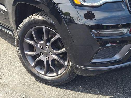 Diamond Black Crystal Pearlcoat 2020 Jeep Grand Cherokee High Altitude